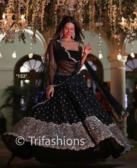 Manish Malhotra Lehenga, Bridal Lehenga Designs, Sabyasachi Lehenga, Black Lehenga, Nikkah Dress, Indian Outfits Lehenga, Lehnga Dress, Fest Outfits, Anita Dongre