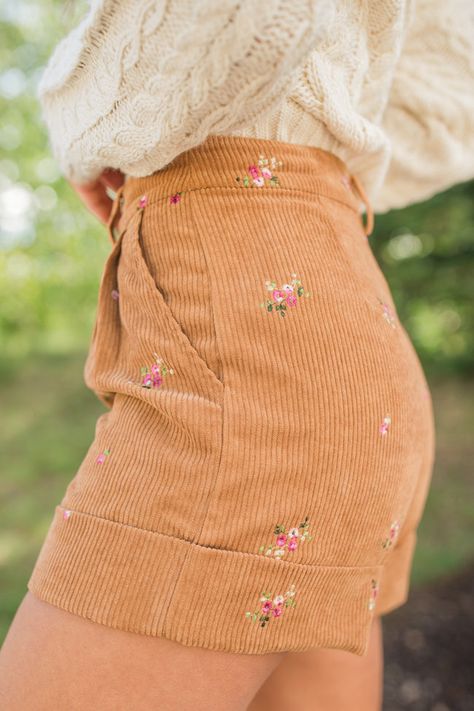 Details Brown Floral Embroidered Corduroy Shorts Fabric has no stretch Functional belt loops and pockets, rolled hem, embroidered flowers Pair these shorts with a cute sweater! Unlined Size small inseam: 3" Material and Care 100% polyester Machine wash cold, no drum drying Patterns may vary Materials may have natural variations Colors may vary from different viewing devices. Cute Sweaters Aesthetic, Floral Aesthetic Outfit, Embroidered Clothes Ideas, Embroidered Tights, Cottagecore Capsule Wardrobe, Cute Wishlist, Cottagecore Outfit Ideas, Cottage Core Clothes, Vintage Bottoms