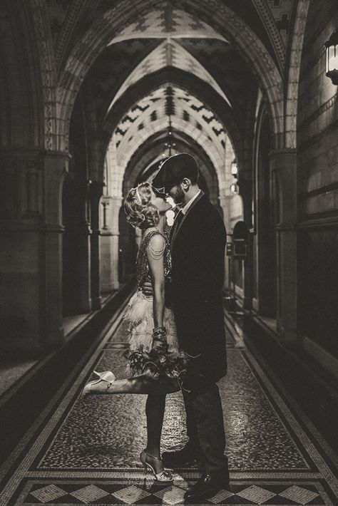 Peaky Blinders 1920s wedding (23) 1920 Wedding, Roaring 20s Wedding, 1920s Wedding Theme, Wedding Couple Pictures, Shooting Couple, 20s Wedding, Engagement Pic, 1920s Wedding, Wedding Party Invites