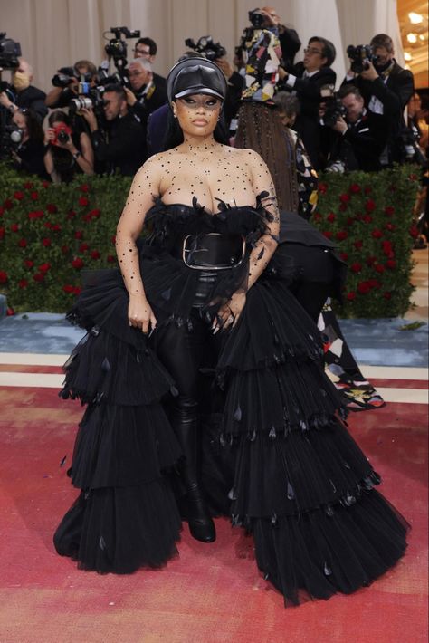 Nicki Minaj Met Gala, Nicki Minaj Outfits, Gala Outfits, Grad Outfits, Met Gala Outfits, Nicki Minaj Photos, Met Gala Dresses, Matric Dance, Dance Ideas