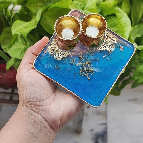 Resin pooja thalis available in different sizes 4” resin pooja thali starting at rs 299 6” resin pooja thali starting at rs 599 8” resin pooja thali starting at rs 799 10” resin pooja thali starting at rs 999 (Price will be changed according to designs of particular thalis) Get free bhai and bhabhi resin rakhi in each pooja thali ♥️ #resinpoojathali #resinpoojaplate #resinpoojathalis #resinpoojathaali #resinpoojathaliforrakshabandhan #poojathalidecoration #resinpoojathaliorders #viralpost #... Resin Tilak Thali, Resin Thali, Resin Pooja Thali, Karwa Chauth Thali, Rakhi Images, Aarti Thali, Diwali Diya Decoration, Diwali Pooja, Diya Decoration