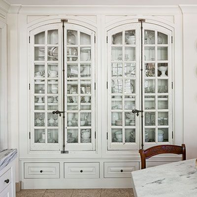 Cabinetry Details, Built In China Cabinet, Room Pantry, Kitchen Built In, Kitchen French, Timeless Kitchen, French Windows, Farm Kitchen, Linen Cabinet