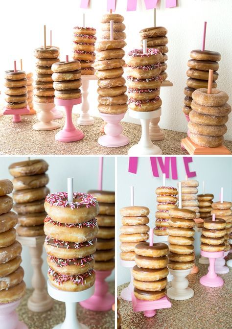 You have to see this DIY wedding donut bar! How adorable would this be at a Bridal Shower?? Wedding Donut Dessert Table, Donut Dessert Table, Wedding Donut Bar, Donut Bar Wedding, Donut Walls, Party Breakfast, Presentation Food, Diy Dessert, Donut Stand