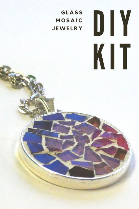 Tutorial using a DIY kit from Etsy for a mosaic jewelry pendant. Click to see it! Mosaic Pendants, Grandma Crafts, Stained Glass Necklace, Rainbow Mosaic, Mosaic Jewelry, Mosaic Tile Art, Jewelry Kits, Mosaic Diy, Glass Pendant Necklace