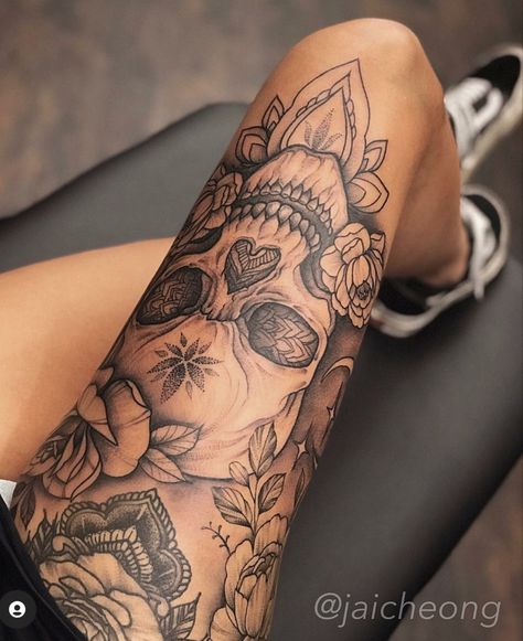 Orca Tattoo, Halloweenský Makeup, Skull Sleeve Tattoos, Skull Sleeve, Hamsa Tattoo, Inspiration Tattoos, Cat Tattoos, Geniale Tattoos, Leg Tattoos Women