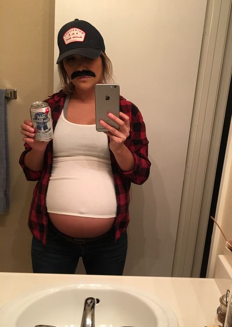 Funny Halloween Costumes For Pregnant Women, Easy Couple Halloween Costumes Pregnant, 7 Months Pregnant Halloween Costume, Pregnant Lady Halloween Costumes, Pumpkin Pregnant Costume, 9 Months Pregnant Halloween Costume, Pregnant Shrek Costume, Diy Costume For Pregnant Women, Maturity Halloween Costumes