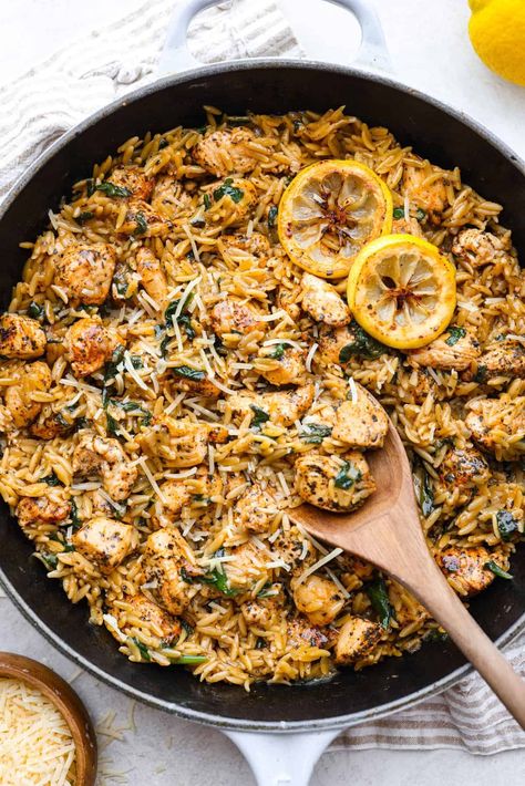 One-Pan Lemon Chicken Orzo is a comforting, well-rounded meal! Tender, juicy chicken pieces are joined with orzo pasta in a bright lemon sauce, resulting in melt-in-your-mouth deliciousness! Your whole family will adore this tasty dinner! Chicken Orzo Skillet One Pot, One Pan Chicken Lemon Orzo, Greek Chicken And Lemon Rice One Pot, One Pot Lemon Chicken Orzo, Easy Orzo Recipes, Greek Lemon Chicken Orzo, Lemon Orzo Pasta, Chicken Orzo Pasta, University Food