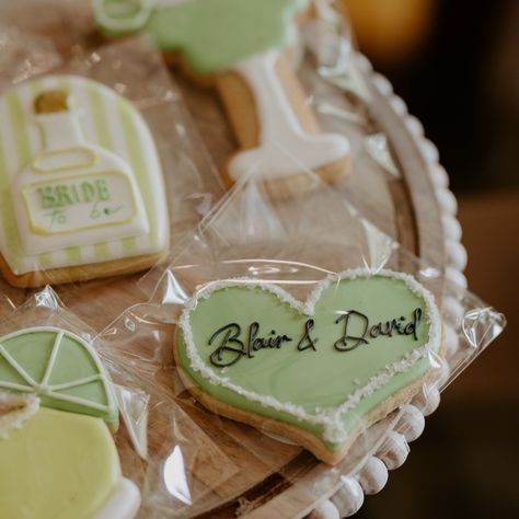 Margs & Matrimony is the perfect theme for a summer shower. And Blair and David had the perfect day to celebrate their love. ⠀⠀⠀⠀⠀⠀⠀⠀⠀ Photography by @samanthajphoto_ Event Design & Management by @rustiqueswan Custom Signs by @createdby.ticha Content Creator:@flik.kerfilms Catering: @magogrill Custom Cookies: @just_breathe_custom_cookies_ Service: @husassisting ⠀⠀⠀⠀⠀⠀⠀⠀⠀ #chicagoweddings #chicagoweddingdesigner #chicagoweddingplanner #weddingdecor #customweddingdecor #chicagocouple Margs & Matrimony Cookies, Margs & Matrimony Bachelorette Theme, Bach Idea, Small Engagement Party, Bachelor Party Favors, Custom Wedding Decor, 33rd Birthday, Bachelorette Party Planning, Bachelorette Themes