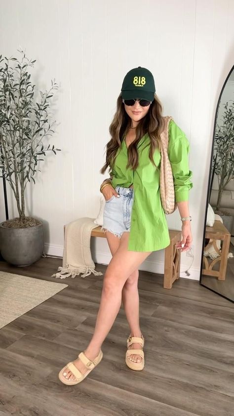 Casual Vacation Outfits, Girls Night Outfit, Bollywood Outfits, Beachwear Fashion, Weekly Outfits, Trendy Fashion Outfits, Casual Chic Outfit, Looks Chic, Colourful Outfits