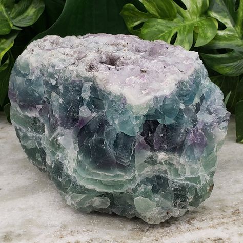 Flourite Stone, Raw Crystals, Raw Fluorite, Skin Color Palette, Fluorite Stone, Raw Gemstone Jewelry, Crystal Aesthetic, Druzy Crystal, Pretty Rocks