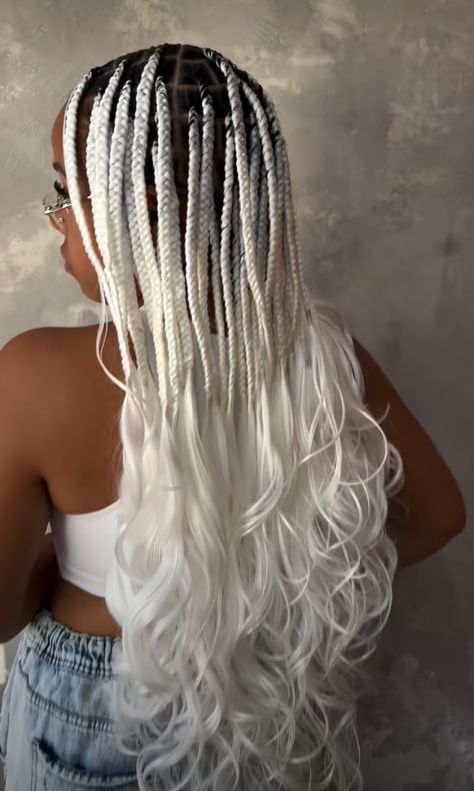 Platinum Blonde Hair Braids, Blonde And White Braids, White Braids Black Women, White Goddess Braids, White Braids For Black Women, Teenagers Hairstyles, Platinum Braids, Black And White Braids, White Box Braids