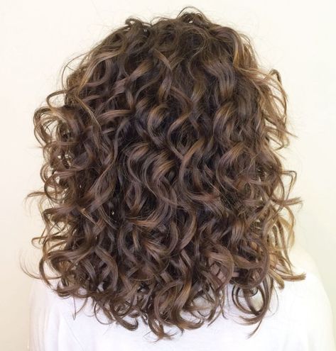 Gorgeous Medium Curly Bouncy Hairstyle Shoulder Length Hair Balayage, Brown Shoulder Length Hair, Above Shoulder Length Hair, Shoulder Length Hair With Bangs, Shoulder Length Curly Hair, Layered Curly Hair, Medium Curly, Naturally Curly Hair, Medium Curly Hair Styles