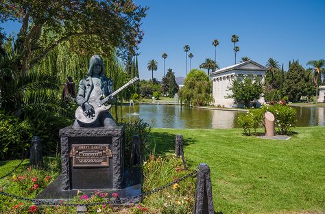 Hollywood Forever Cemetery Review & Tips Hollywood Cemetery, Review Tips, Hollywood Forever Cemetery, Visit Los Angeles, Ca History, West Coast Road Trip, Hollywood Boulevard, Visit California, Quotes Humor