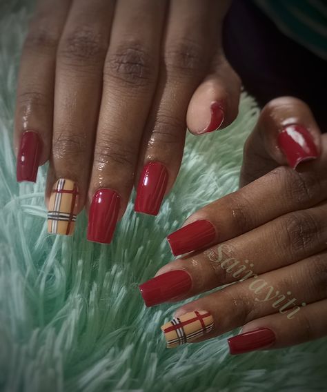 Pose ongle with Burberry design #tidastudio #Haïti #509 #🇭🇹 #buberry #poseongle Fall Plaid Nail Designs, Plaid Nail Designs, Plaid Nails, Fall Plaid, Toe Nails, Long Nails, Press On Nails, Burberry, Manicure