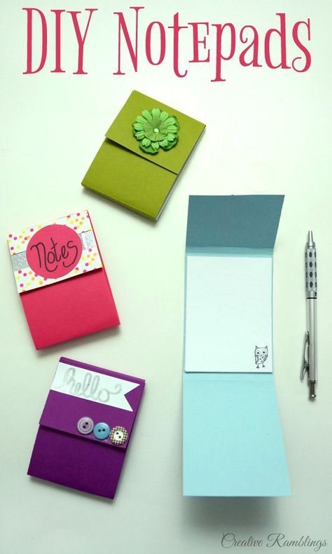 Easy DIY notepad using scrap paper and simple craft supplies. Video tutorial Diy Notepad, Diy Notebooks, Diy Stationary, Diy Tumblr, Diy Papier, Diy Notebook, Origami Crafts Diy, Paper Crafts Origami, Kool Aid