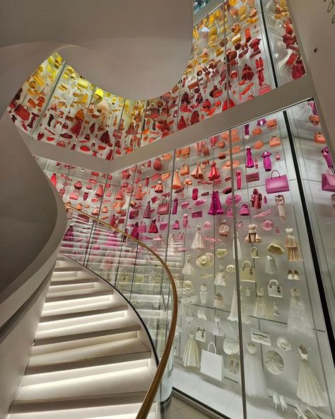 "La Galerie Dior @dior #Dior" Dior Gallery, La Galerie Dior, Galerie Dior, Dior Aesthetic, Paris Dream, Museum Fashion, Beautiful Paris, Escape Plan, Museums In Paris