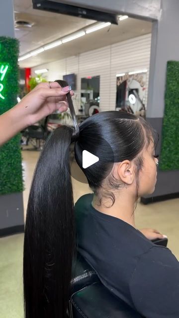 U Part Ponytail, Hair Styles With Black Dresses, 40 Inch Ponytail Weave, Simple Updo Ponytail, Ponytail Added Hair, Pony Tail Wigs, U Part Wig Hairstyles Black Women, Closure Styles Ideas, Ponytail Mohawk Black Women