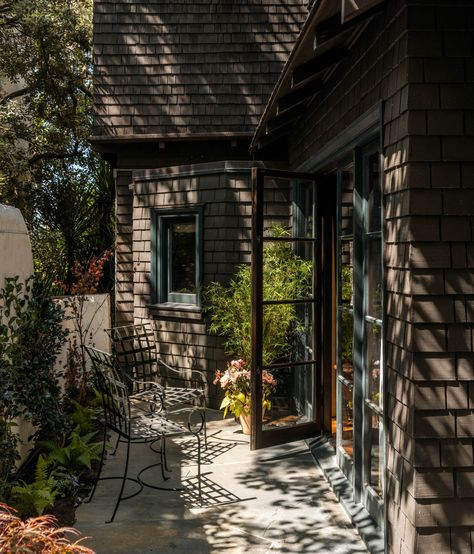 Heidi Caillier Design, Heidi Caillier, 1920s Craftsman, California Craftsman, 17th Century House, Berkeley Hills, San Francisco Design, 1920s House, Antique Side Table