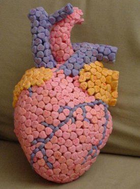 Dishfunctional Designs: Conversation Heart Art @ashleywebb14 this would be a good Valentine decoration for you! Anatomically Correct Heart, Valentines Candy, Heart Model, Repurposed Art, Food Sculpture, Heart Projects, Candy Art, Conversation Hearts, Valentine's Card