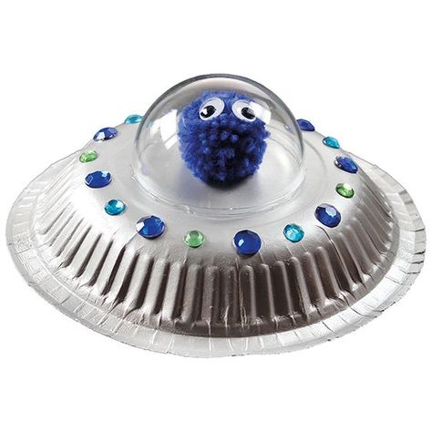 A UFO made of a paper plate, half of an acrylic ball and a pom pom via sinelli Space Activities Preschool, Alien Ideas, Space Activities For Kids, Space Preschool, Space Crafts For Kids, Alien Crafts, Flying Saucers, Space Theme Party, Summer Camp Crafts