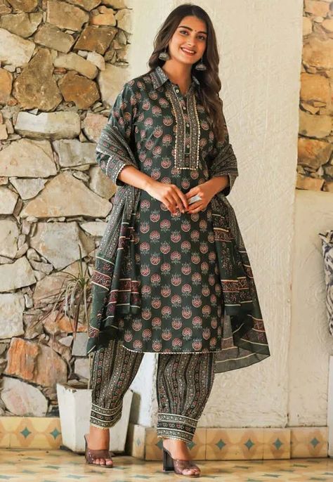 Digital printed Pure Cotton Punjabi Suit in Dark Green Suit Designs Indian Style, New Collection Launch, Suits For Women Indian, Cotton Suit Designs, Printed Kurti Designs, Stylish Kurtis Design, Look Festival, Latest Dress Design, Simple Kurti Designs