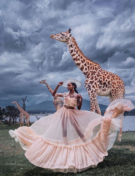 Kenya Travel, Munaluchi Bride, Brides Magazine, Black Travel, Foto Art, Beautiful Mind, Giraffes, 인물 사진, Elegant Woman