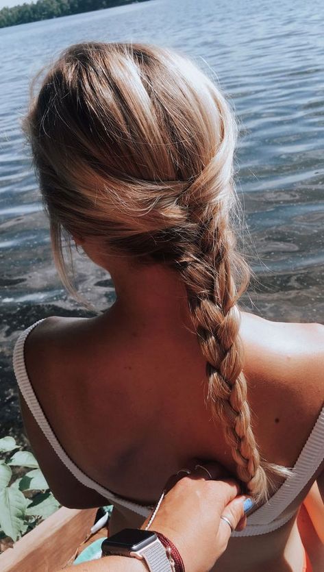 cute summer hairstyle, beach hairstyle, summer hairstyle, summer hairstyle ideas, beach hairstyle ideas, beach hairstyles, cute hairstyles, cute braid hairstyles Boat Hair Hairstyles, Curly Hair Beach Hairstyles, Summer Beach Hairstyles, Curly Hair Beach, Beach Braids, Lake Hair Styles, Boat Hair, Hairstyles For Summer, Quick Braids