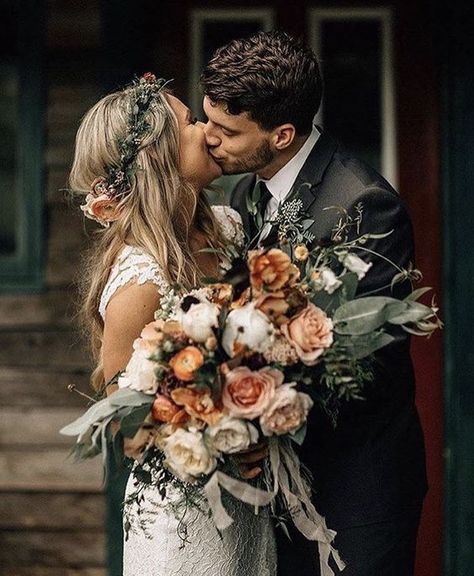 Love the colors for a fall wedding! #fallweddinginspo #fallwedding #fallweddingflowers #fallweddingideas #weddingphotography #weddingphotographer #weddingbouquet #weddinghair #weddinggoals Orange Wedding Bouquet, Orange Wedding Flowers, Wedding Kiss, Orange Wedding, Wedding Bells, Wedding Couples, Future Wedding, Bride And Groom, Boho Wedding