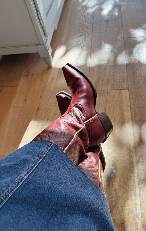 Tecovas’s cowgirl boots - red boots Red Boots Vintage, Cowgirl Boots Red, Red Tecovas, Red Cowboy Boots Aesthetic, Cowboy Boots Aesthetic, Tecovas Boots, 2025 Books, Boots For Summer, Red Cowgirl Boots