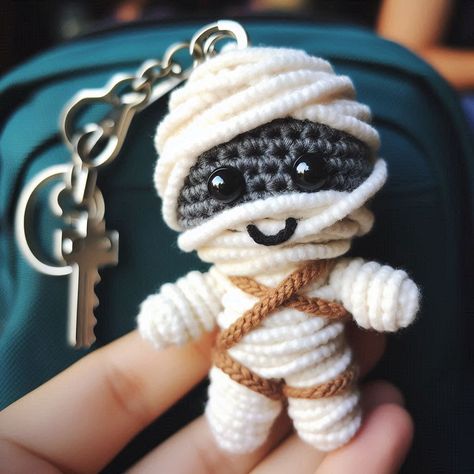 Crochet Mummy Keychain Crochet Halloween Keychain Pattern Free, Crochet Skeleton Pattern Free, Free Keychain Crochet Patterns, Halloween Crochet Keychain, Halloween Crochet Keychains, Crochet Halloween Keychain, Amigurumi Keychain Free Pattern, Halloween Keychains Crochet, Crochet Bat Keychain