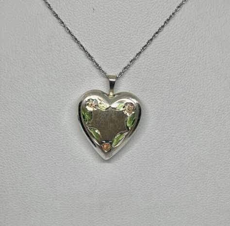 Vintage Sterling Heart Pink & Green Enamel Flower Locket Pendant Necklace  | eBay Vintage Locket Aesthetic, Vintage Things To Buy, Vintage Heart Pendant, Amber Core, Heart Perfume, Vintage Locket Necklace, Vintage Heart Locket, Vintage Trinkets, Bday Wishlist