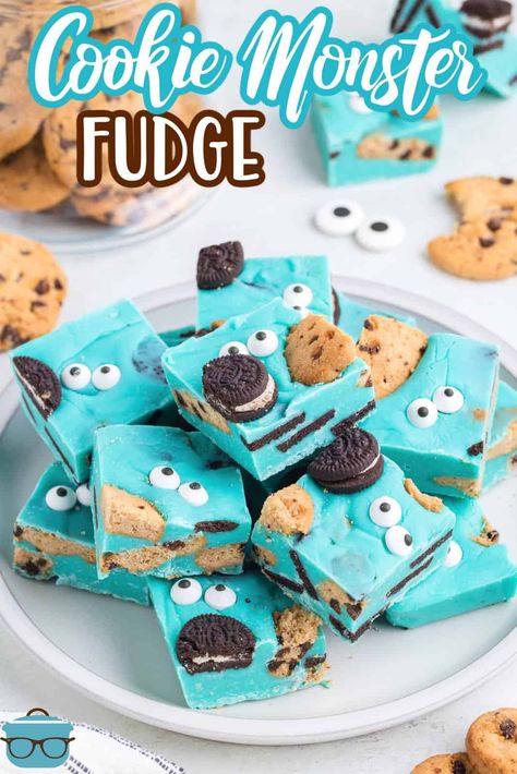 Healthy Monster Cookie Bars, Cookie Monster Fudge Recipes, Easy Kid Desserts Fun, Cute Cookies To Make, Snacks For Party Ideas, Cookie Monster Fudge, Christmas Deserts Recipes Easy, Cookie Monster Recipes, Cookie Ideas Creative