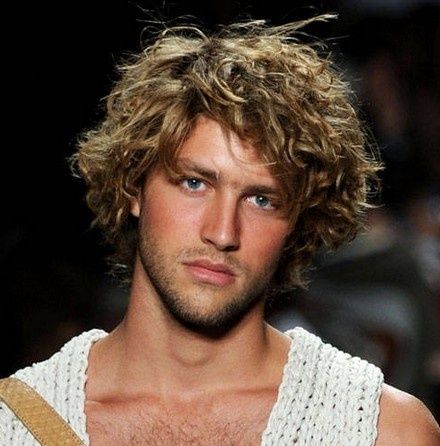 Frizzy Hair Men, Hipster Haircuts, Mid Length Curly Hairstyles, Mens Hairstyles Curly, Men's Curly Hairstyles, Medium Length Wavy Hair, Medium Length Curly Hair, Wavy Hairstyles Medium, Mens Hairstyles Medium