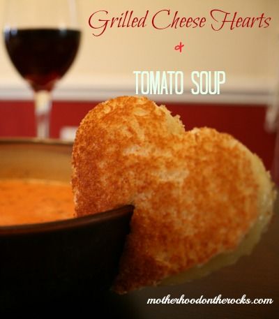 Snowday Food, Grilled Cheese And Soup, Valentine Lunch, Easy Tomato Soup Recipe, Homemade Tomato Soup Recipe, Grill Cheese, Homemade Tomato Soup, Tomato Soup Homemade, Tomato Soup Recipe