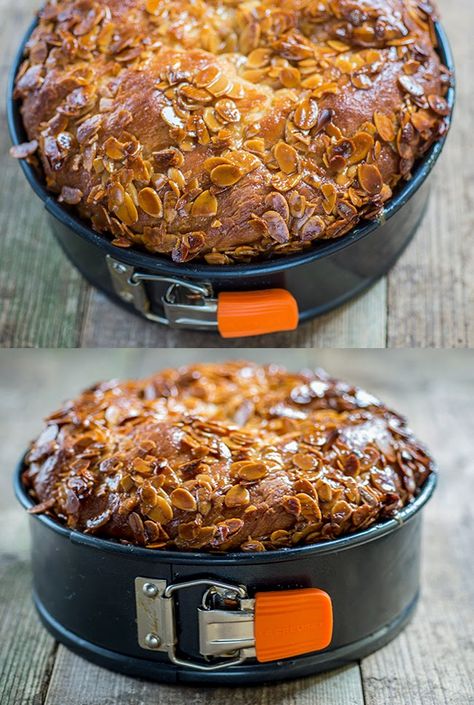 German Bee Sting Cake, German Sweets, Bienenstich Recipe, Bee Sting Cake, German Food Authentic, German Cake, German Baking, Cake Mug, British Baking