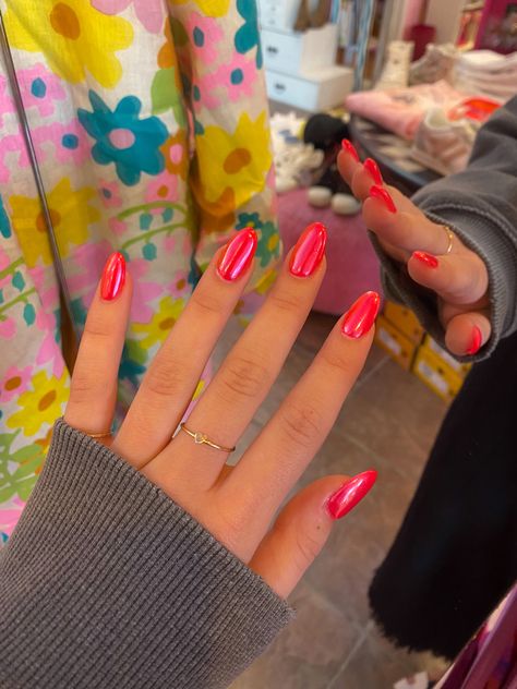 Beach Nails Bright Colors, Beautiful Red Nails, Maroon Nail Designs, Sheer Nails, The Man Of My Dreams, Kutek Disney, Man Of My Dreams, Dark Red Nails, Pink Chrome Nails