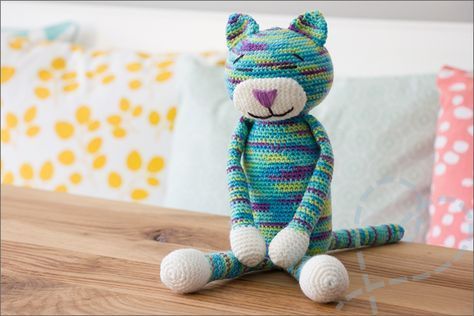 Kat Haken, Crochet Toys Free Patterns, Crochet Toys Free, Granny Square Crochet Pattern, Crochet Cat, Crochet Patterns Amigurumi, Animal Pattern, Doll Making, Crochet Animals