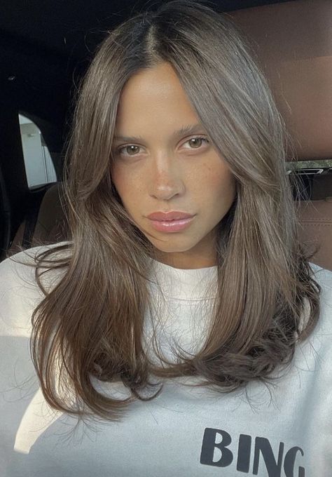 Shorter Layered Haircuts, Old Money Hairstyles, Pretty Short Hair, Cabello Afro Natural, Rambut Brunette, Hairstyle Examples, Haircuts For Medium Length Hair, Chic Short Hair, Kadeřnické Trendy