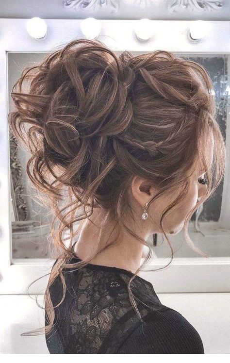 Simple Updos, Summer Wedding Hairstyles, Messy Hair Updo, Up Dos For Medium Hair, Homecoming Hairstyles Updos, Hairstyles For Medium Length Hair Easy, Updos For Medium Length Hair, Homecoming Hair Down, Bridesmaid Hair Down