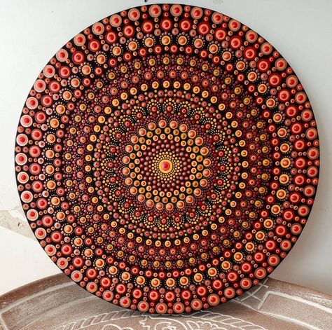 Mandala Art On Big Canvas, Mandala Art On Circle Canvas, Big Mandala Art, Mandala On Wall, Circle Canvas Art, Circle Canvas Painting, Fire Circle, Dot Mandala Art, Wall Art Mandala