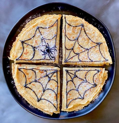 Halloween Ideas For Kids, Allergy Friendly Halloween, Pumpkin Bread Mix, Dessert Halloween, Postres Halloween, Fun Halloween Food, Pumpkin Waffles, Waffles Maker, Halloween Countdown