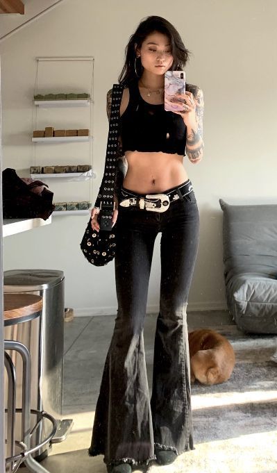 All Black Date Outfit, Goth Boho Fashion, Alt New Years Eve Outfits, Western Grunge Aesthetic Outfits, With The Band Outfits, Edgy Outfits Street Style Grunge, Goth Flare Pants Outfit, Country Alternative Fashion, Dark Country Outfits