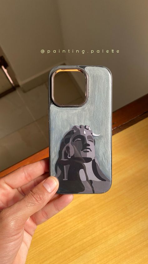 Adiyogi Shiva Handmade Cover 🏔✨🌙 @painting.palette . . . Model - iPhone 14 Pro (Any model is possible) Dm to customise your own cover. @painting.palette 🌸♥️ Few pointers about the quality of the product. 🔸The Surface is glossy finished. 🔸Water and Shock Resistant Cover. 🔸Unbreakable surface unlike Glass. 🔸The colour won’t be faded in future. 🔸Acrylic Colours are used to paint the covers. 🔸The weight is very normal. 40 to 50 Grams depending on the model. Not too heavy not to light. . . T Iphone Cover Painting Ideas, Mobile Back Cover Design For Boys, Iphone Cover Painting, Phone Cover Painting Acrylic, Handmade Phone Case Painted, Mobile Cover Art, Cover Painting Ideas, Mobile Cover Diy, Mobile Cover Painting