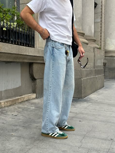 Mens Fashion Stocky Build, Y2k Thrifted Outfits Men, Gazelle Men Outfit, Mens European Fashion, Men Linen Outfit Summer, Samba Outfit, Look Adidas, Street Fashion Men Streetwear, Guys Clothing Styles