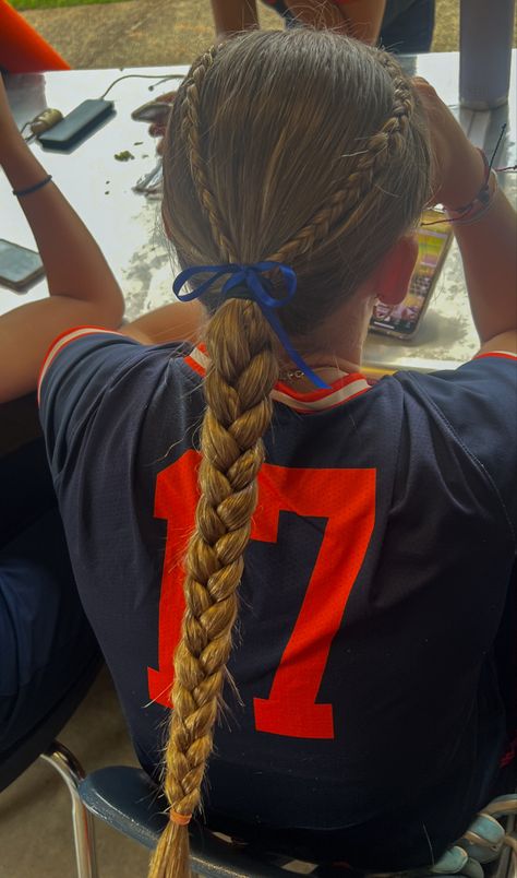 Braided Sporty Hairstyles, Tennis Hairstyles, Football Hairstyles, Cute Volleyball Hairstyles, Cute Sporty Hairstyles, Soccer Hairstyles, Soccer Hair, Volleyball Hair, Track Hairstyles