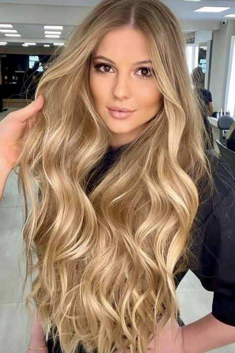 Golden Hair Color, Golden Blonde Hair Color, Warm Blonde Hair, Balayage Long Hair, Golden Blonde Hair, Honey Blonde Hair, Blonde Hair Inspiration, Blonde Hair Shades, Blonde Hair Looks