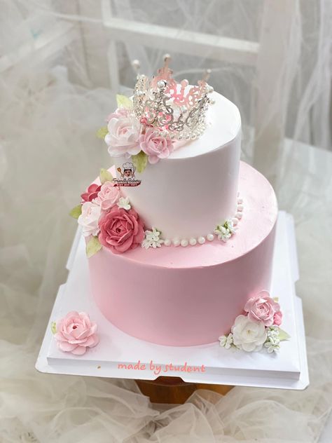 Two Tier Flower Cake Birthday, 2tier Birthday Cake For Women, 2 Layer Cake Design, 2 Teir Birthday Cake, Simple 2 Tier Cake, 2 Tier Birthday Cake For Women, 2 Tier Floral Cake, 2 Tier Cake Ideas, 2 Tier Cake Designs