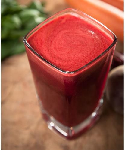 Beetroot juice Juicing Plan, Ruby Tuesday Recipes, Juice Diet Plan, Plan Day, Fruit Juice Recipes, Ruby Tuesday, Detox Juice Recipes, Juicing Benefits, Juicer Recipes