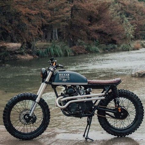 Street Tracker Motorcycle, Cb 450, Honda Scrambler, Best Cafe, Cafe Racer Moto, Moto Scrambler, Tracker Motorcycle, Street Scrambler, Scrambler Custom