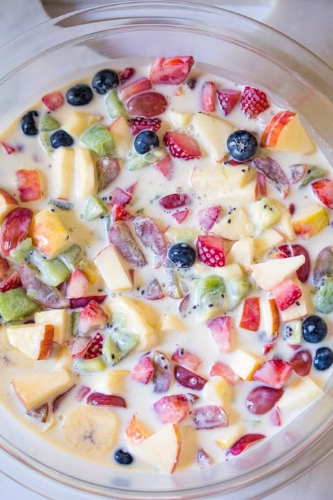 Recipes With Canned Fruit, Fruit Salad With Cream, Filipino Fruit Salad, Recipes Using Condensed Milk, Condensed Milk Recipes Desserts, Mexican Fruit Salads, Milk Recipes Dessert, Evaporated Milk Recipes, Easy Fruit Salad Recipes